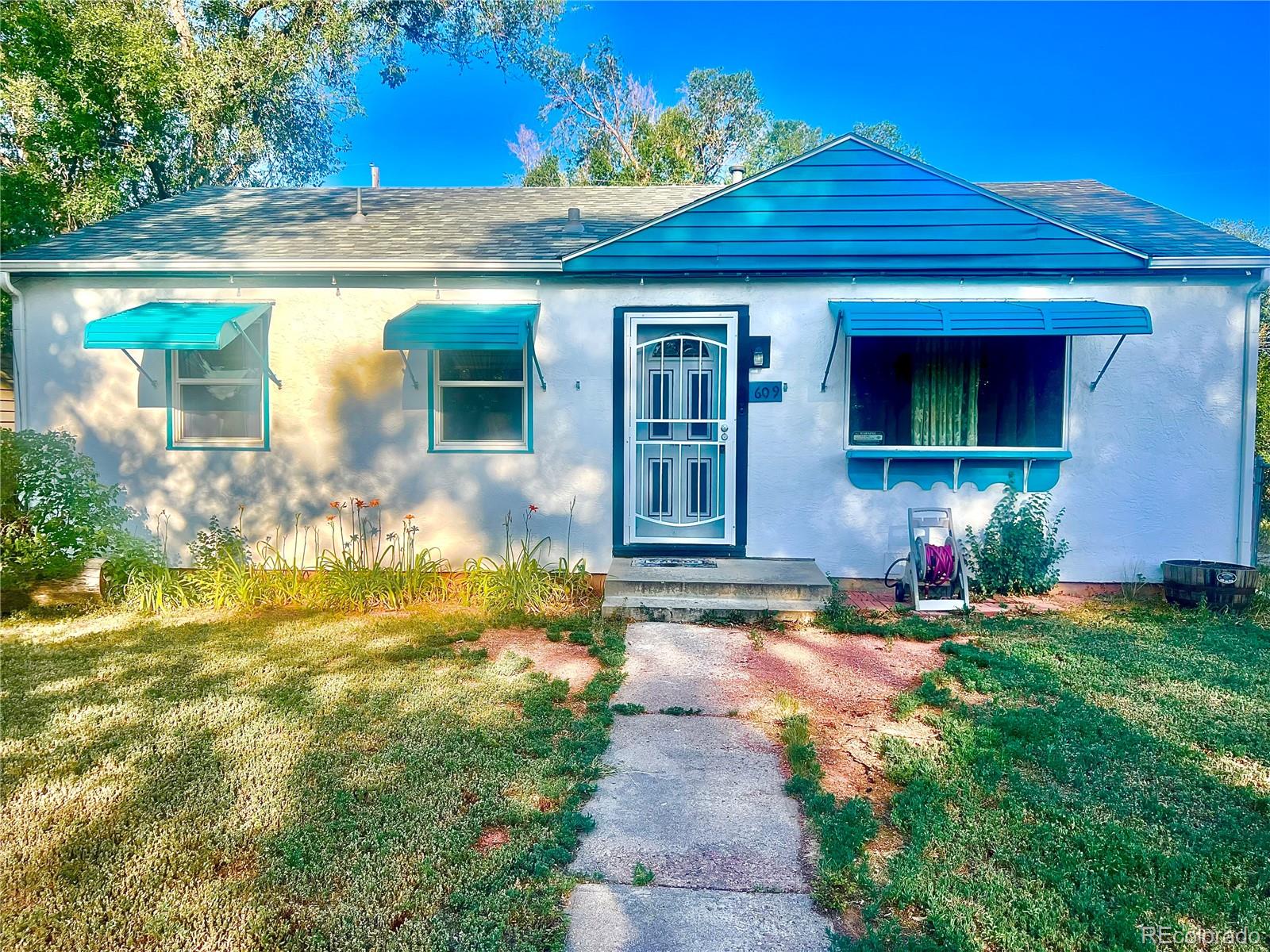 609 E Saint Elmo Avenue, Colorado Springs CO 80905