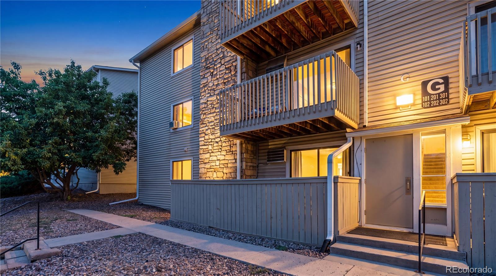 381 S Ames Street Unit G101, Denver CO 80226