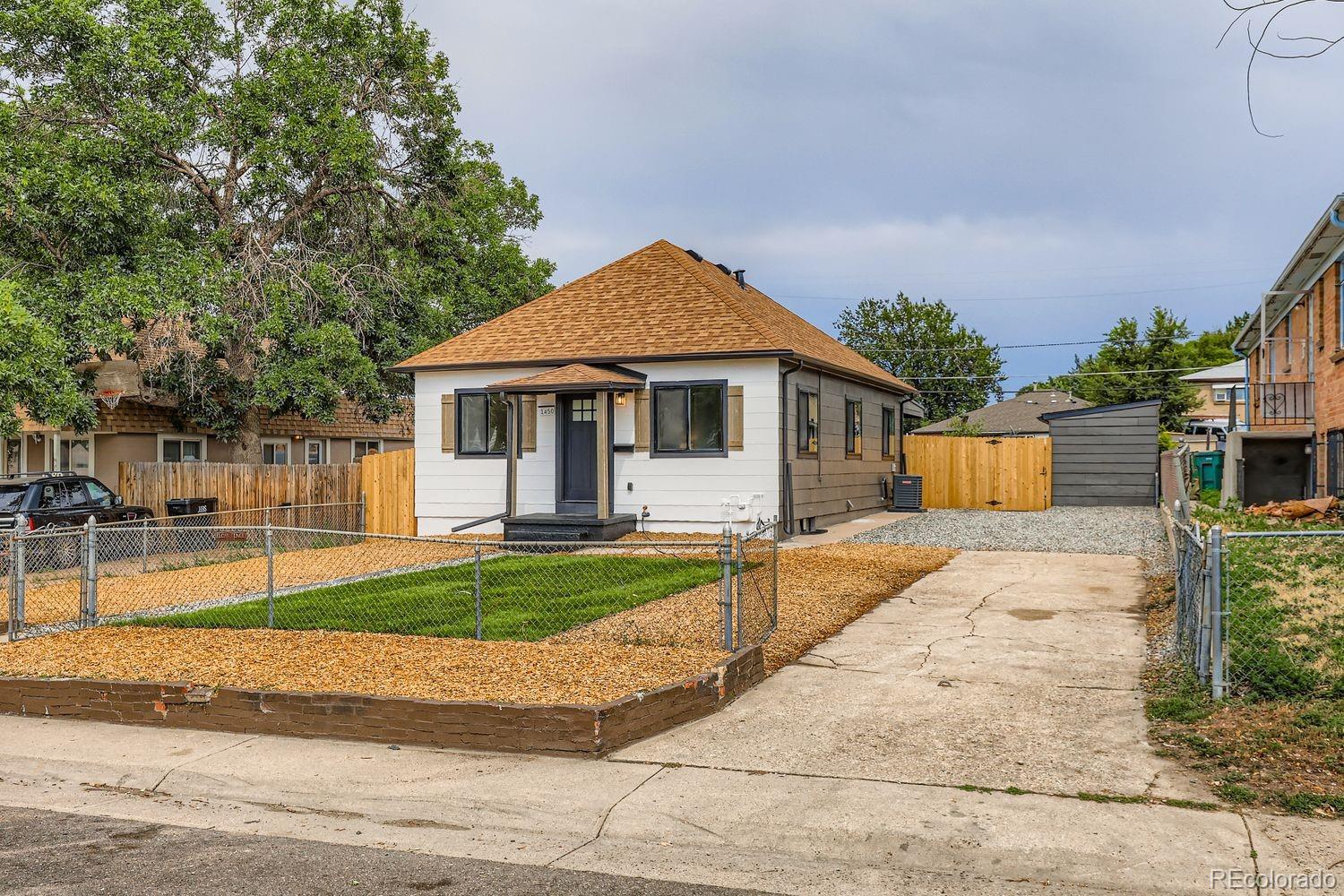 1450 Joliet Street, Aurora CO 80010