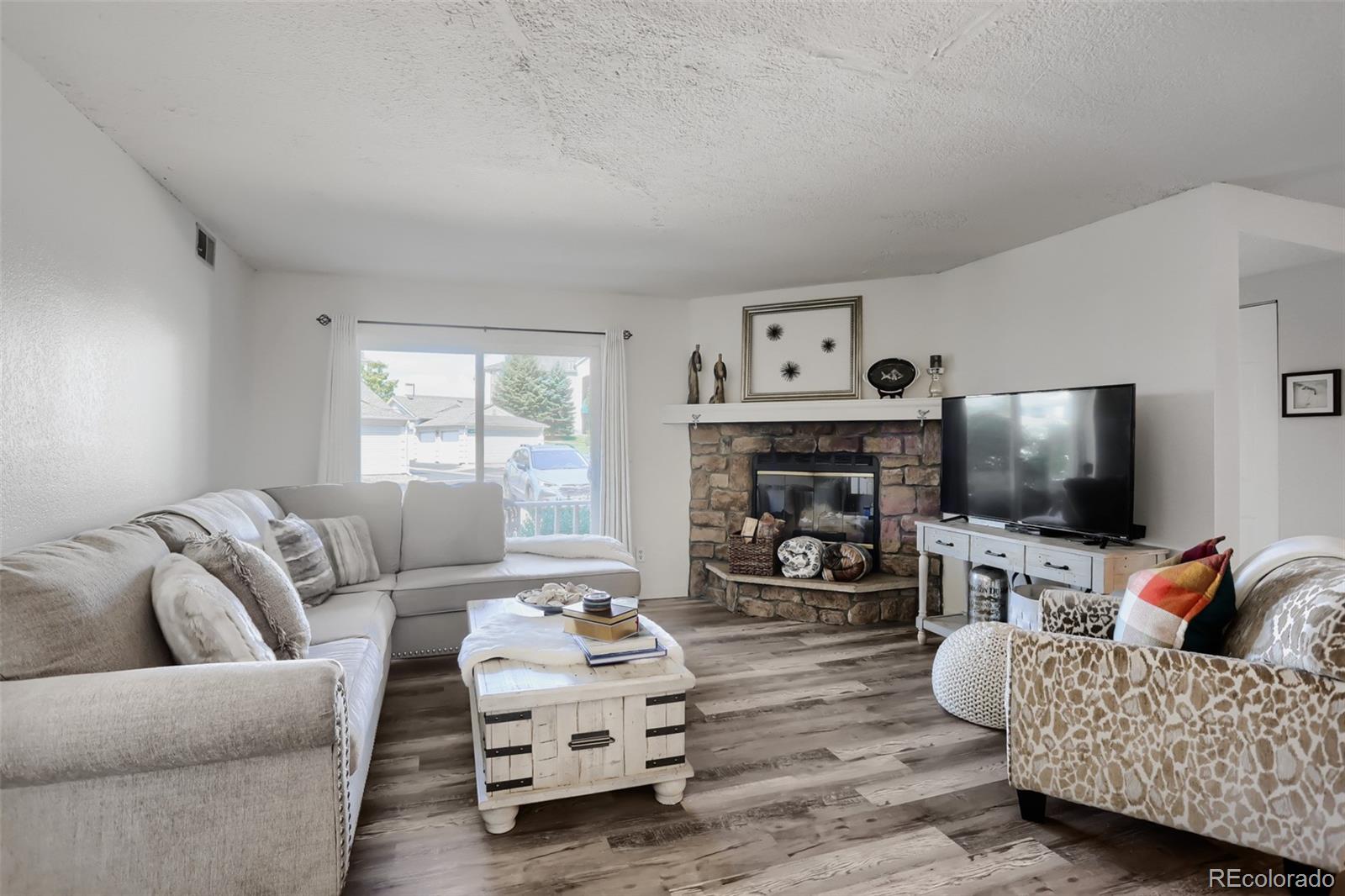 12093 W Cross Drive Unit 107, Littleton CO 80127