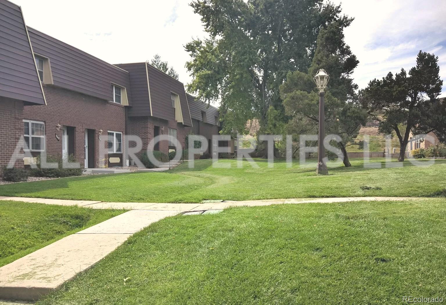 5661 S Lowell Boulevard, Littleton CO 80123