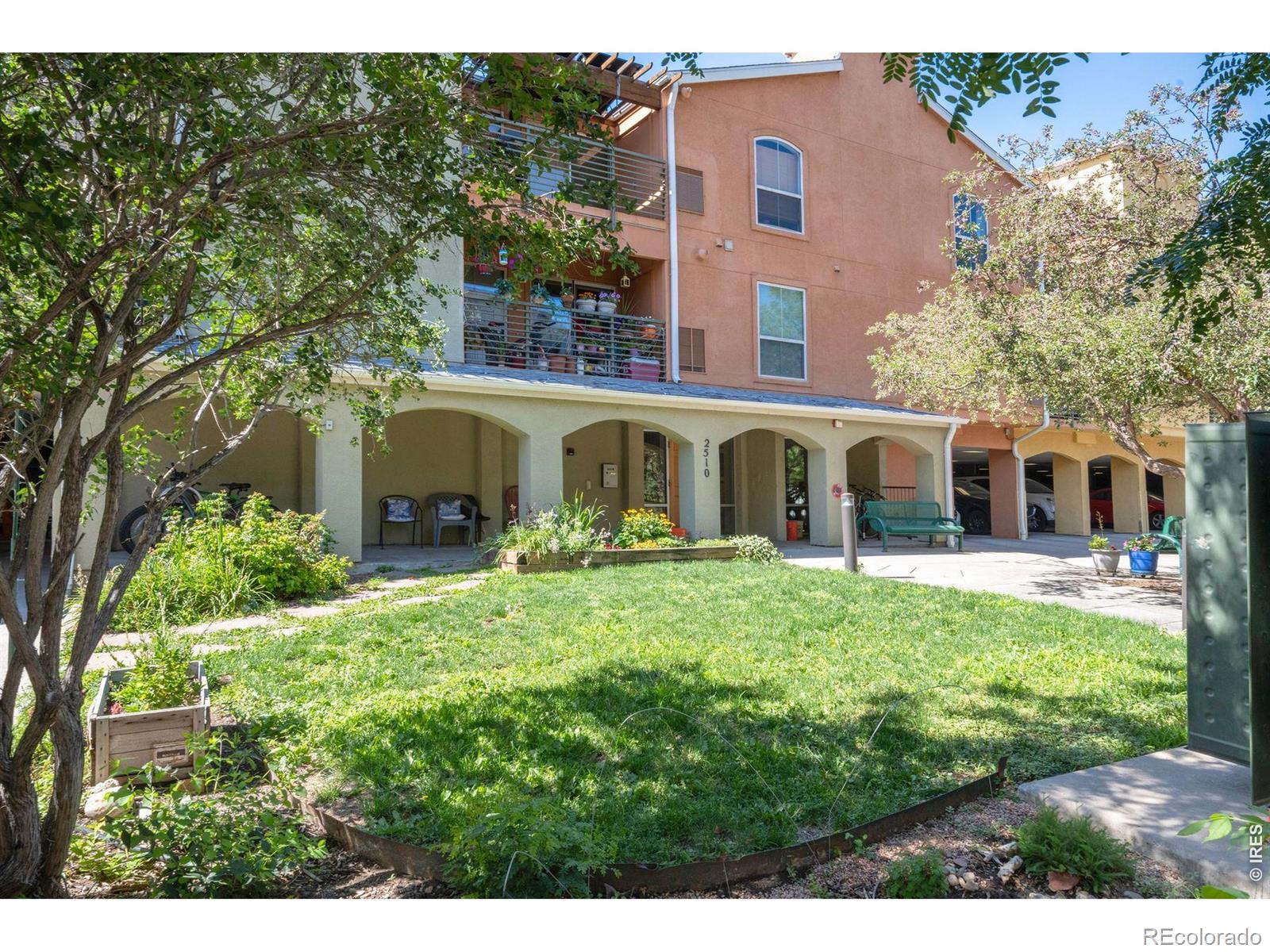 2510 Taft Drive Unit 300, Boulder CO 80302
