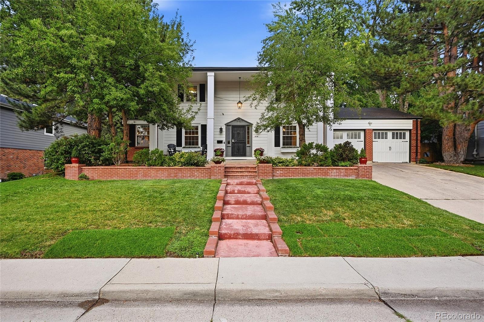6838 S Elizabeth Street, Centennial CO 80122