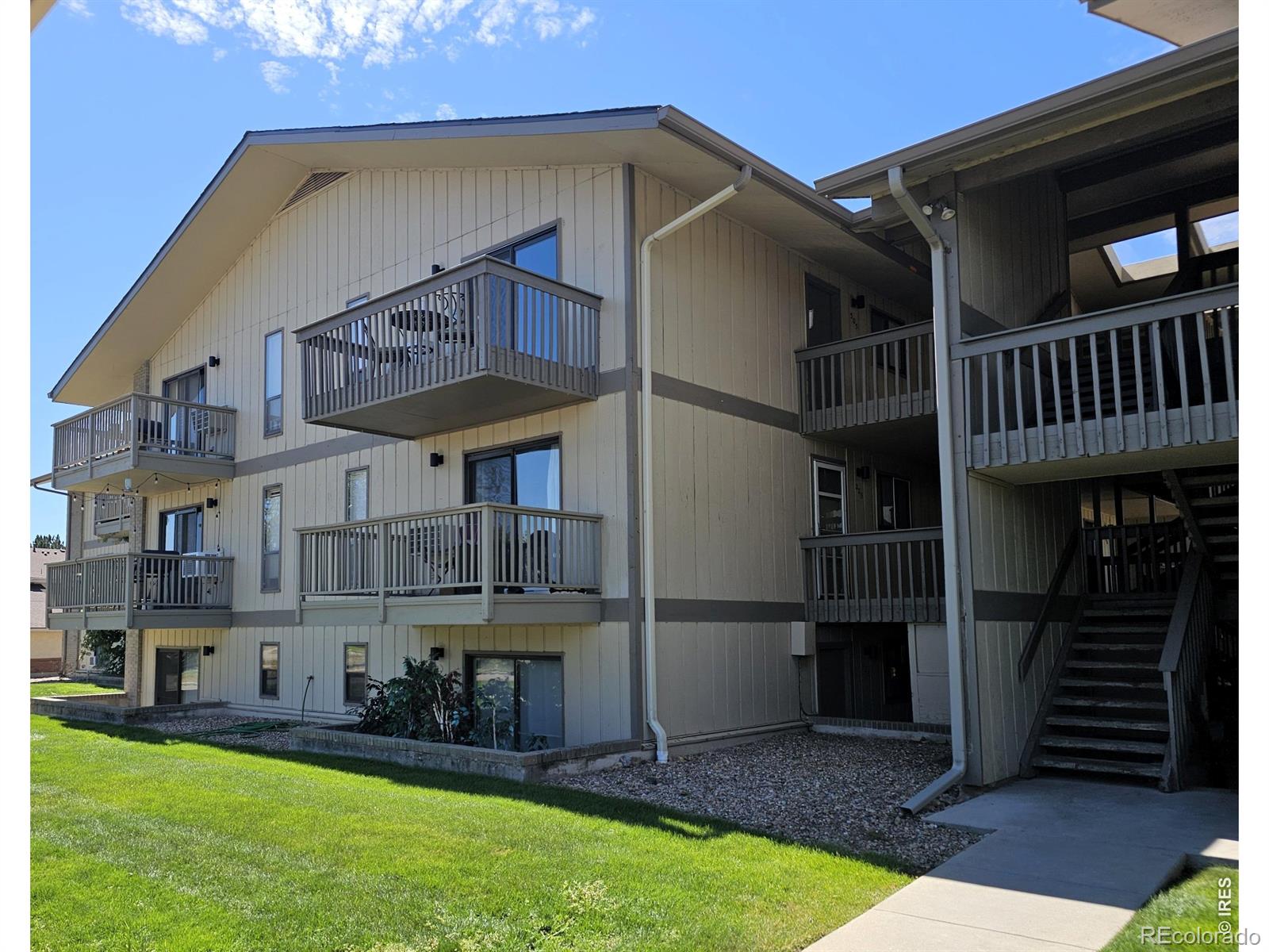 625 Manhattan Place Unit 305, Boulder CO 80303