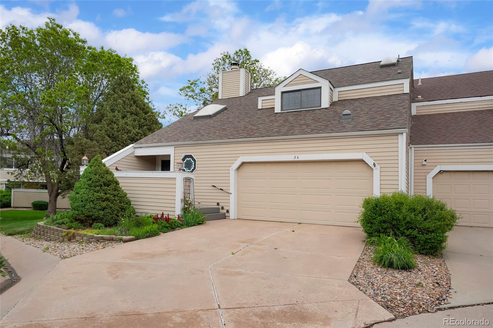 54 S Evanston Way, Aurora CO 80012