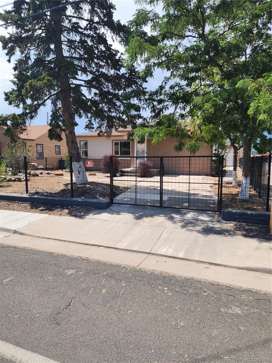 7271 Magnolia Street, Commerce City CO 80022