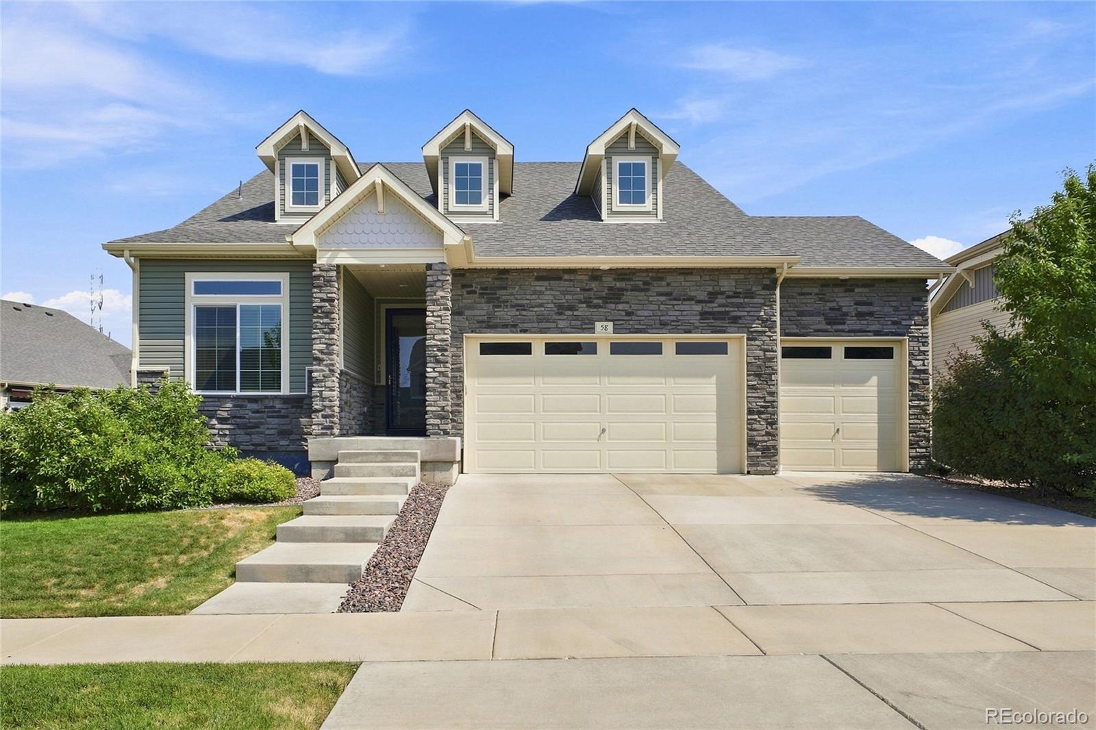 58 S Oak Hill Court, Aurora CO 80018