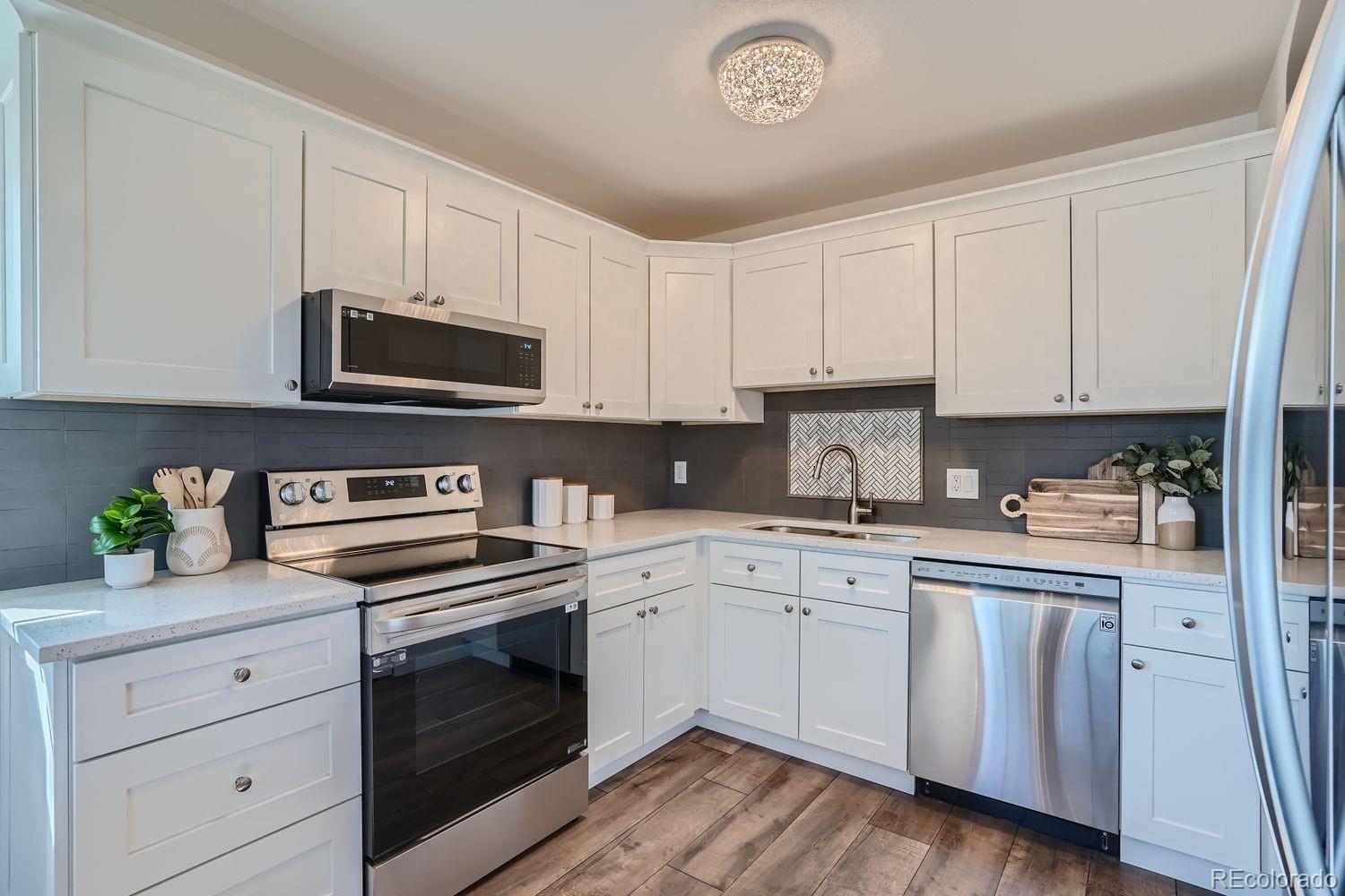 6800 E Tennessee Avenue Unit 613, Denver CO 80224