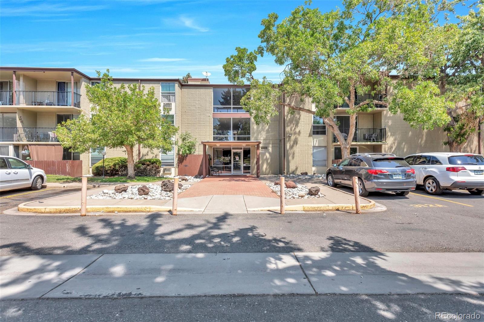 2281 S Vaughn Way Unit 104A, Aurora CO 80014