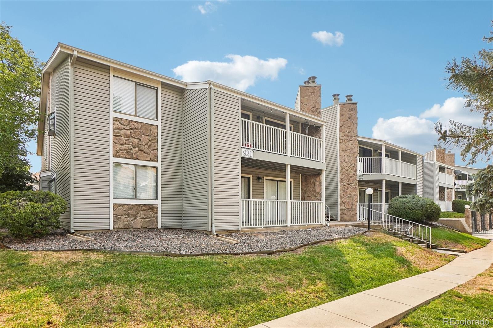 921 S Walden Street Unit 206, Aurora CO 80017