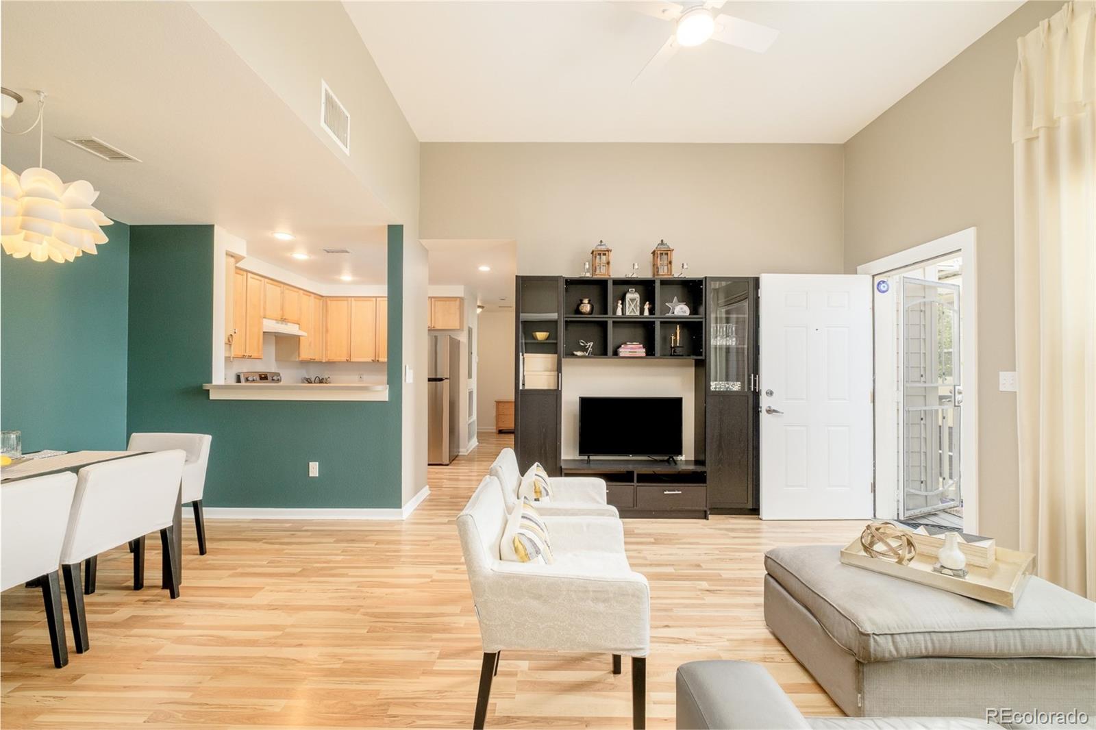2849 Syracuse Court Unit 240, Denver CO 80238