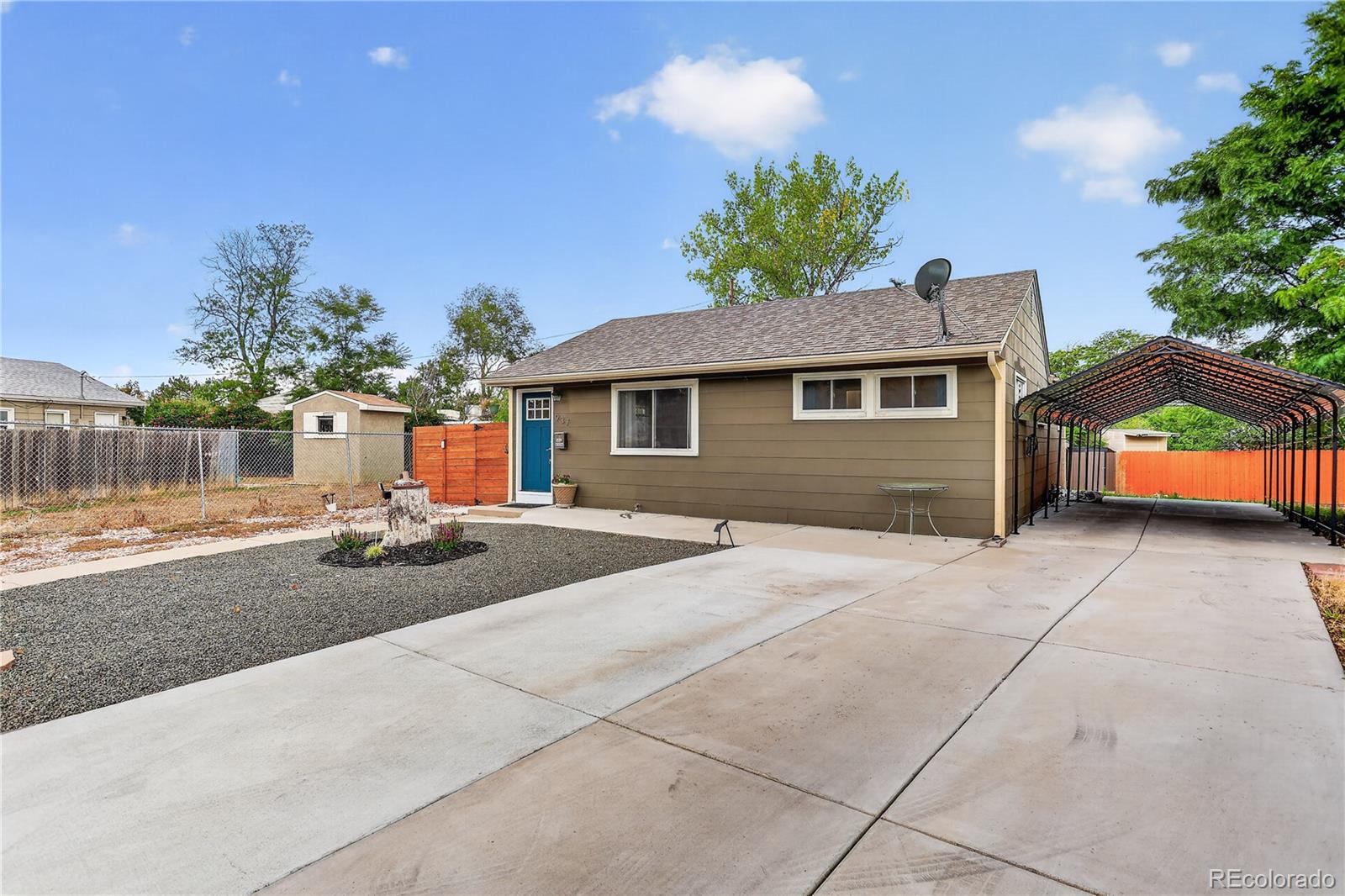 937 Kramer Court, Aurora CO 80010