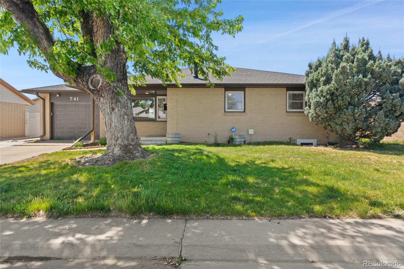 741 S 6th Avenue, Brighton CO 80601