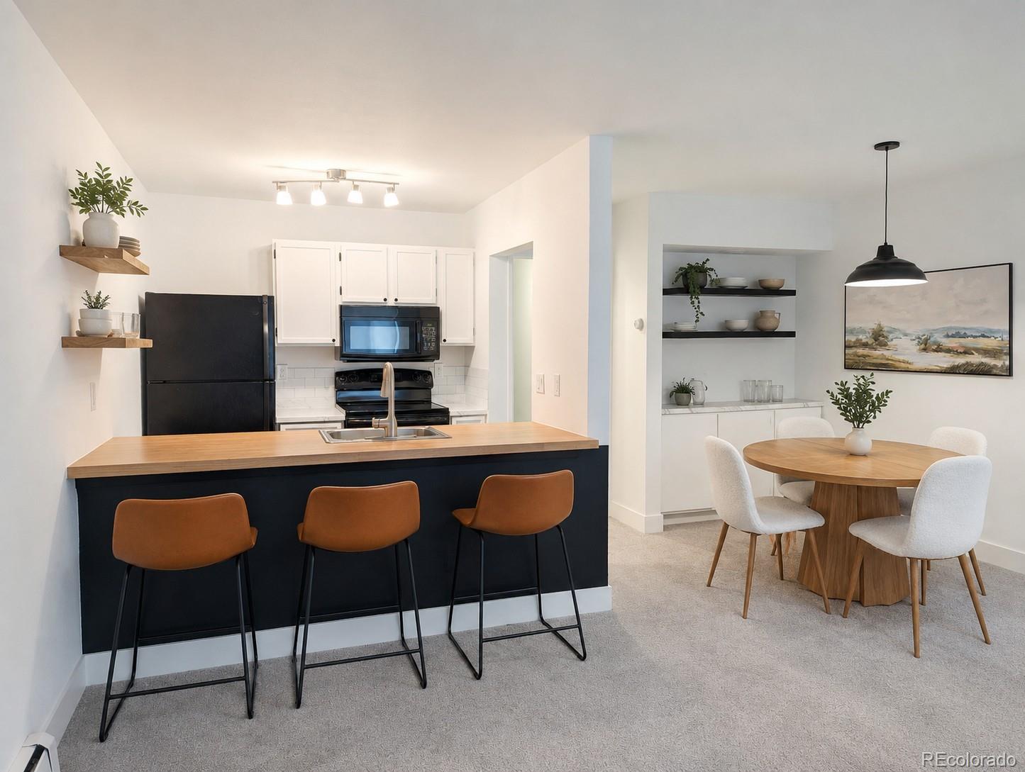 532 Oakwood Drive Unit D103, Castle Rock CO 80104