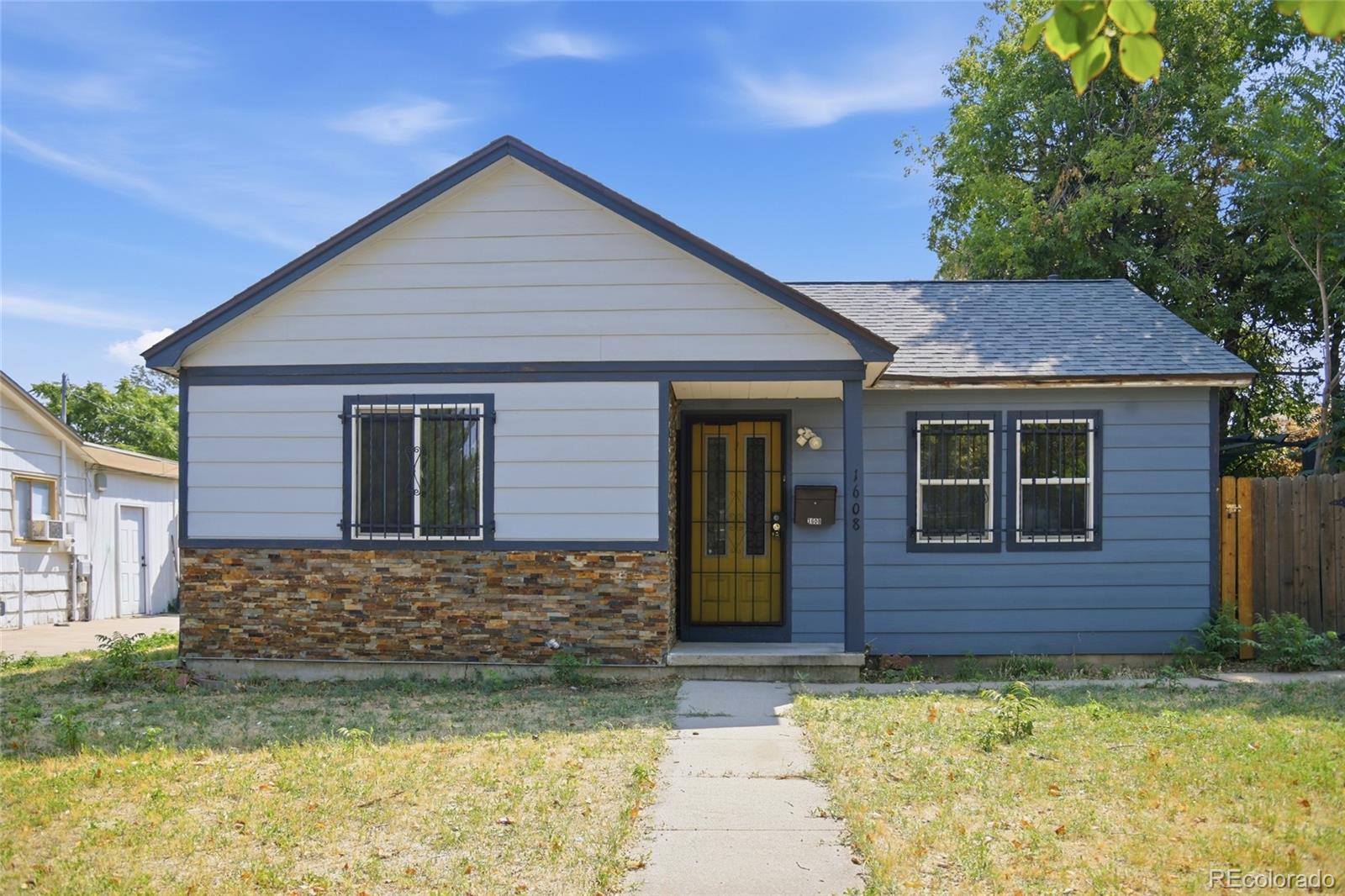 1608 Oakland Street, Aurora CO 80010