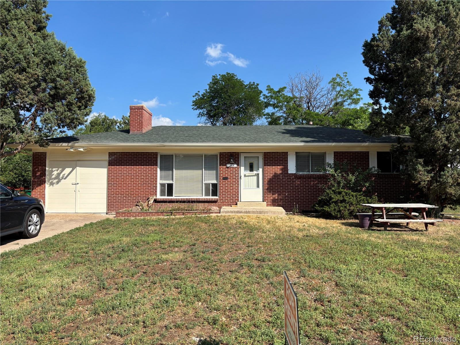 664 W Longview Avenue, Littleton CO 80120