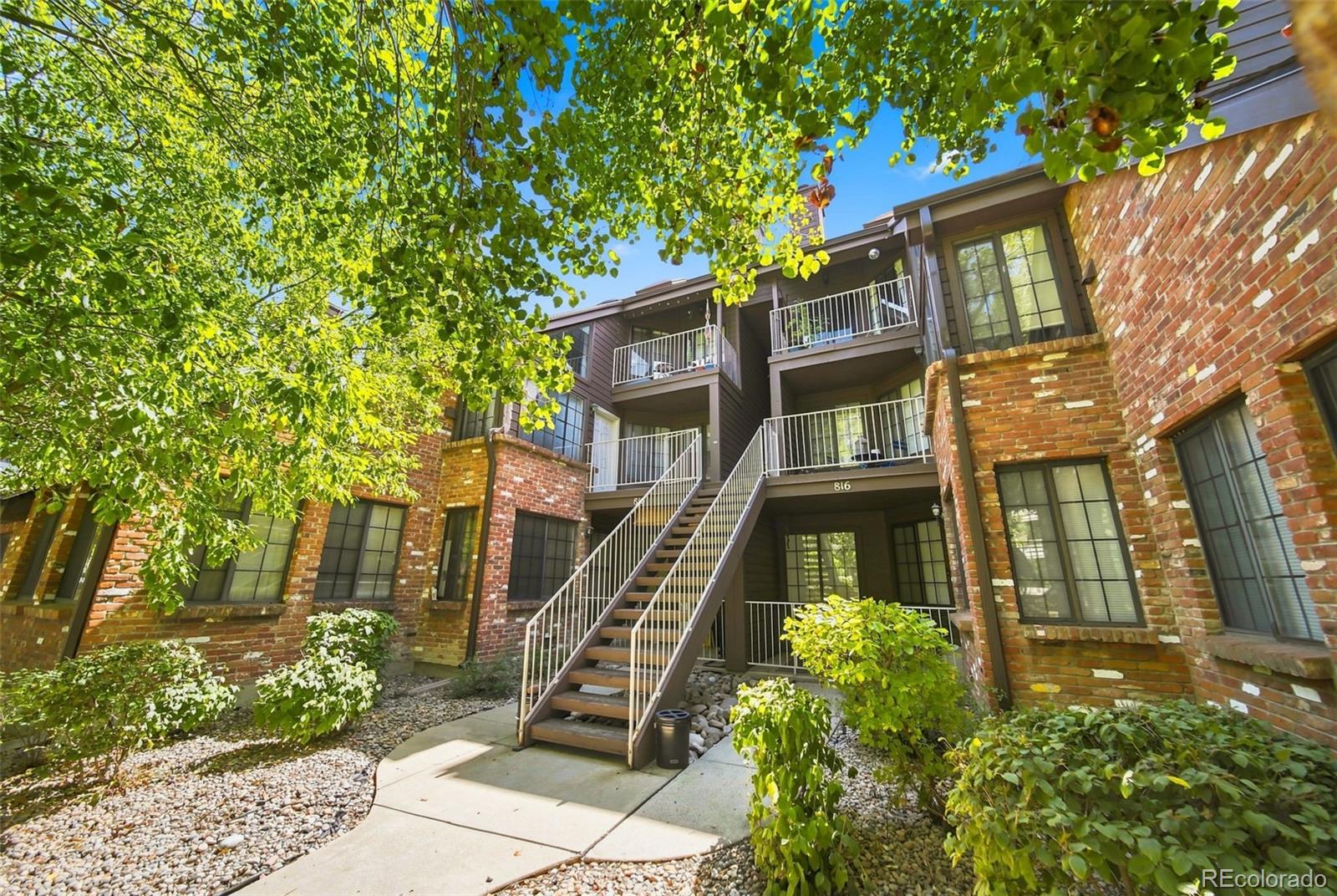 816 S Vance Street Unit B, Lakewood CO 80226