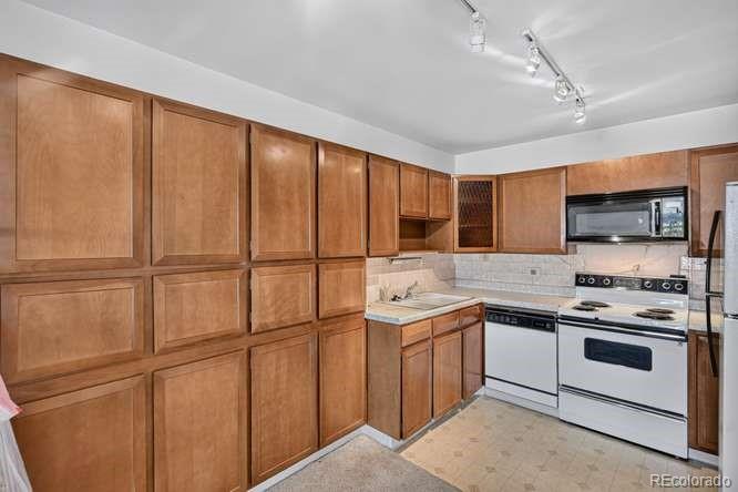 9155 E Center Avenue Unit 10D, Denver CO 80247