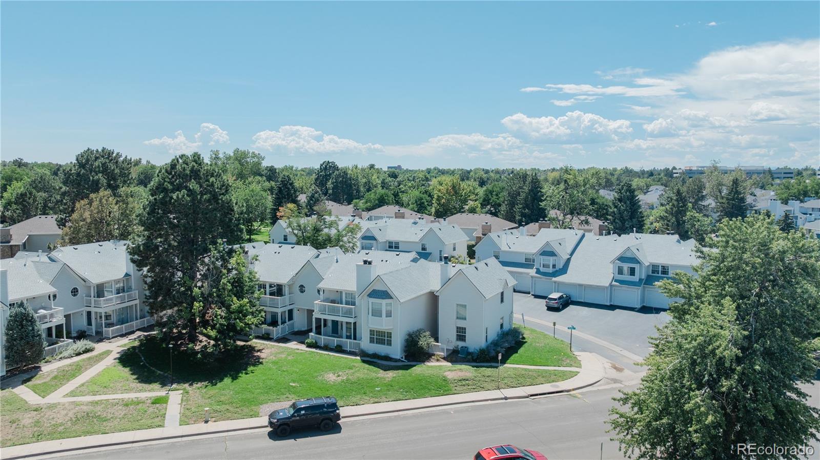 12524 E Pacific Circle Unit B, Aurora CO 80014