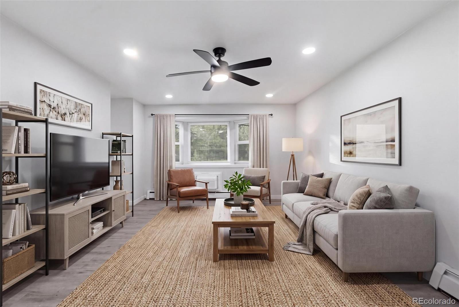 92 N Newark Street Unit C, Aurora CO 80012