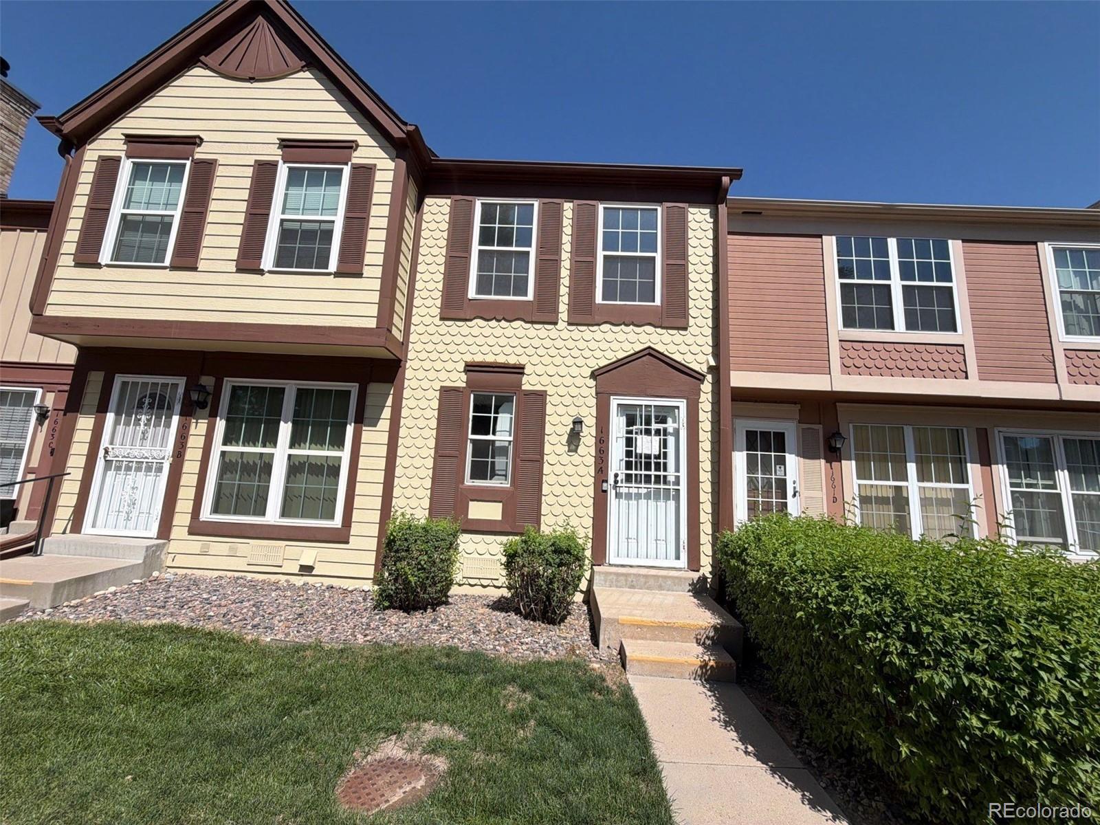 1663 S Blackhawk Way Unit A, Aurora CO 80012