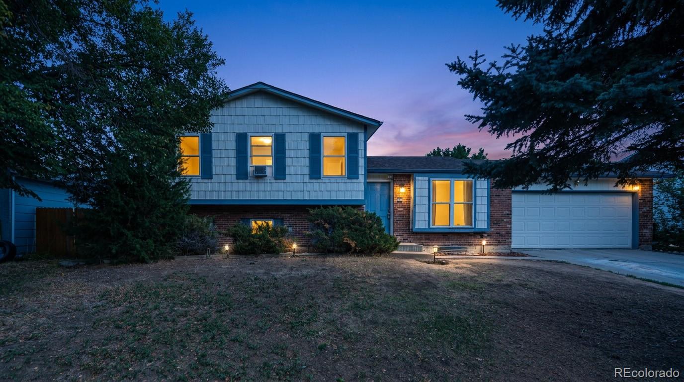 1110 S Salida Way, Aurora CO 80017