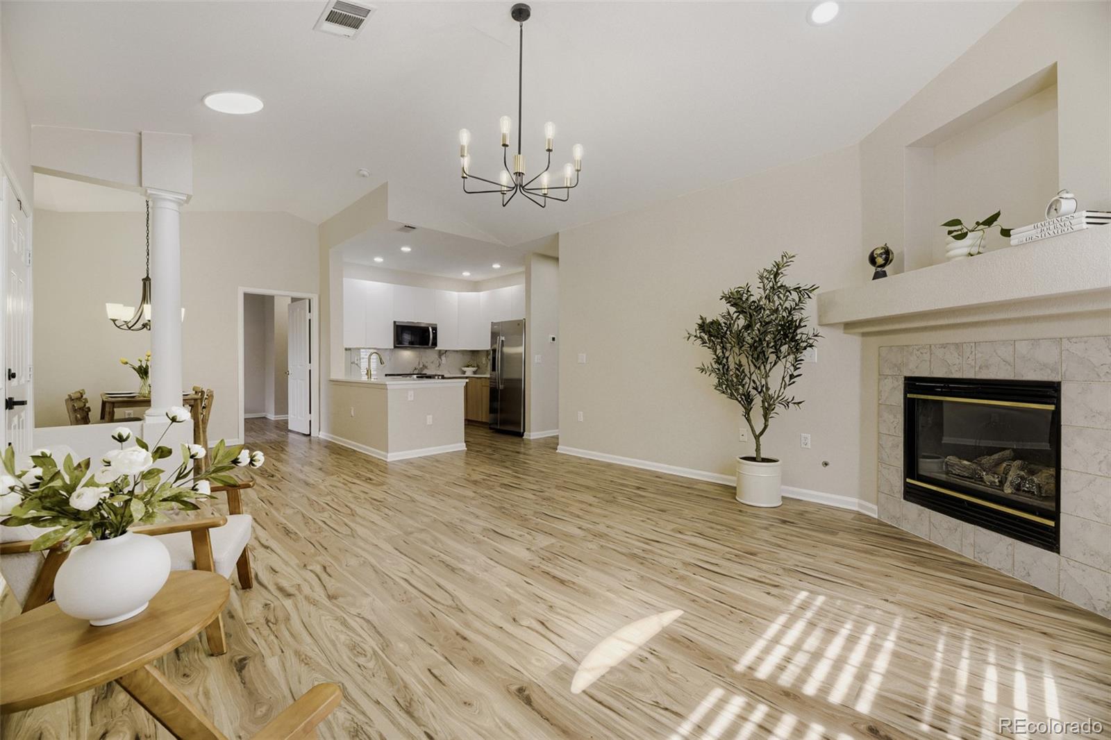 4045 S Crystal Circle Unit 204, Aurora CO 80014