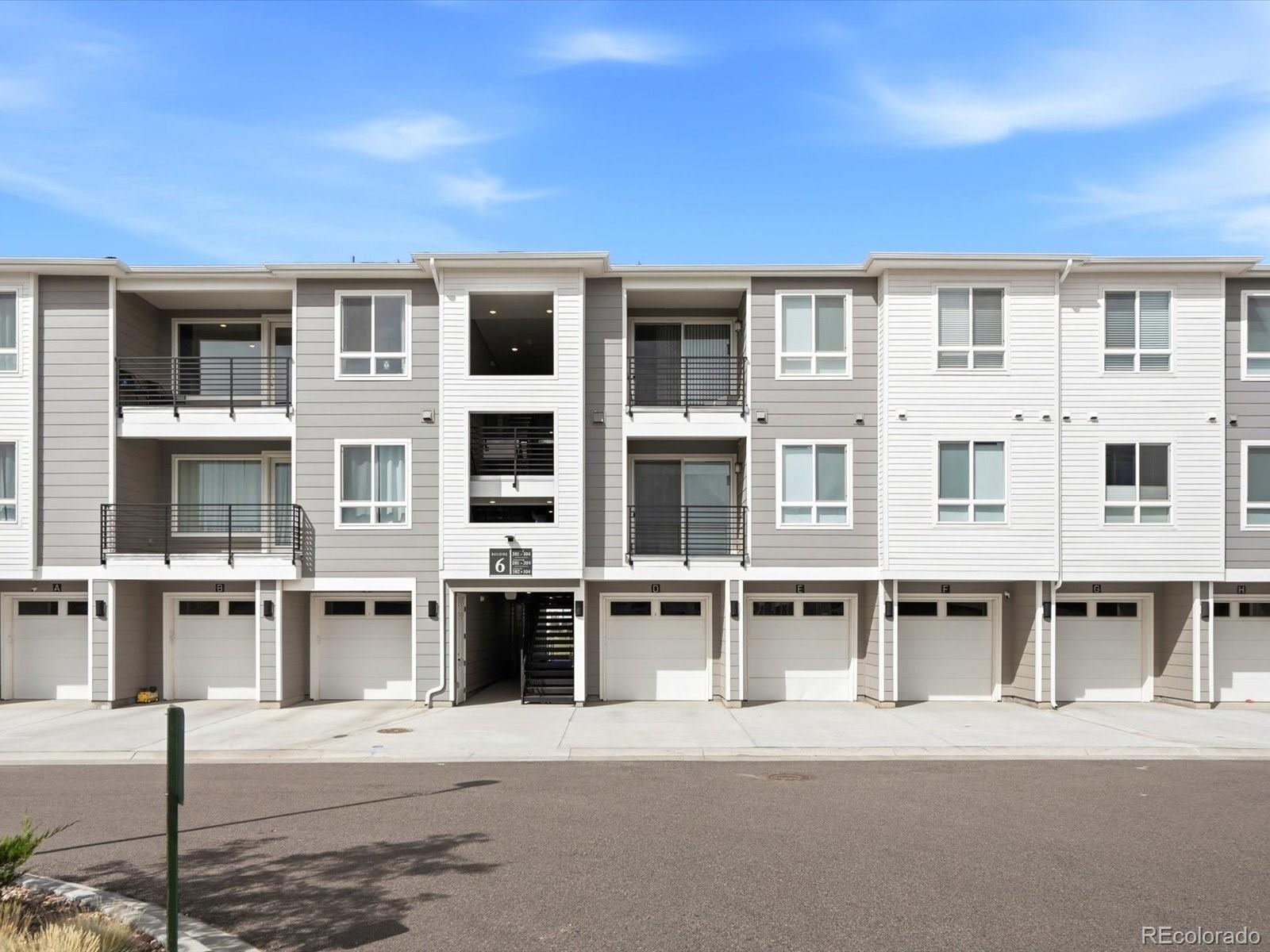6153 N Ceylon Street Unit 301, Denver CO 80249
