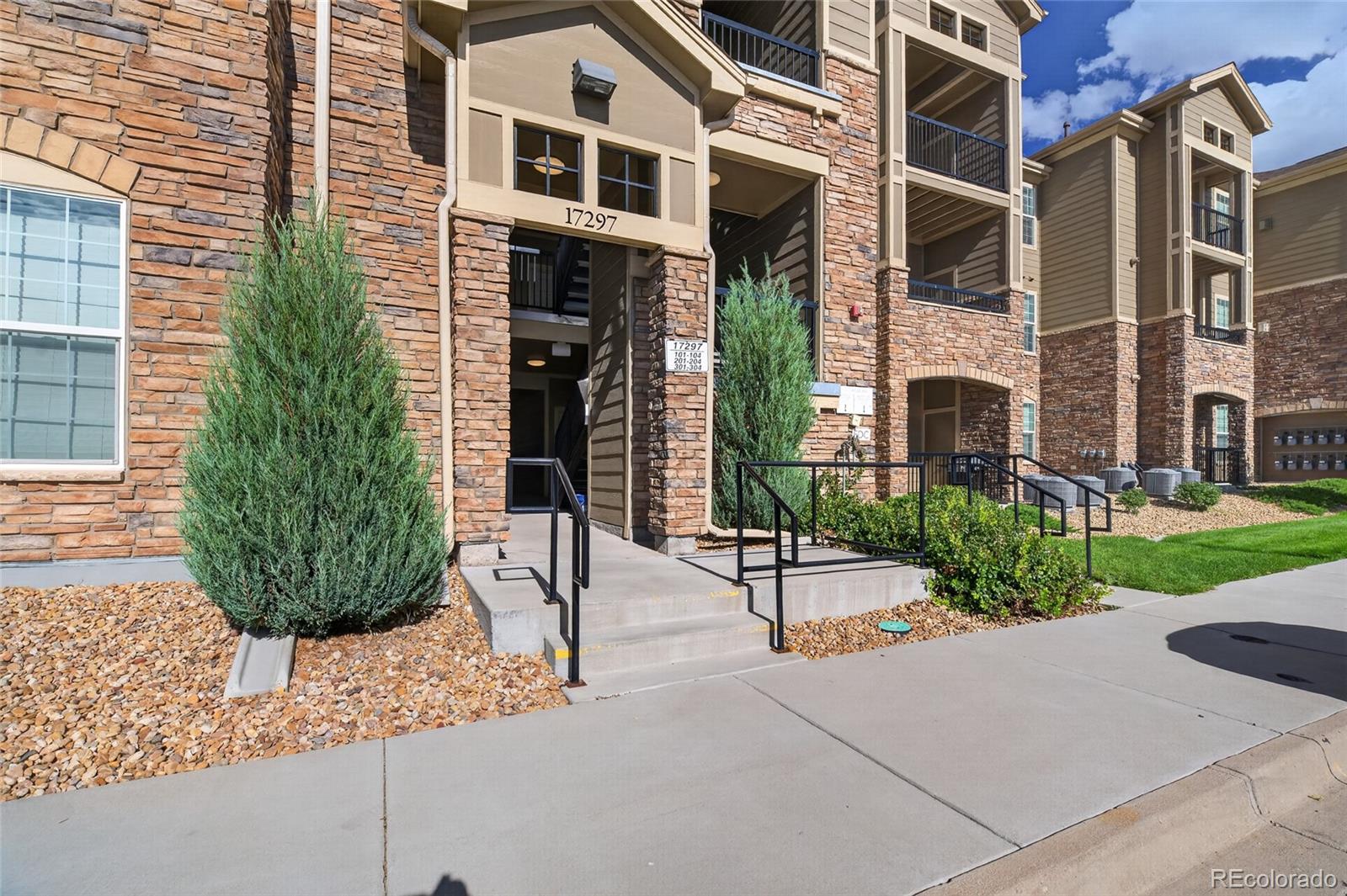 17297 Wilde Avenue Unit 103, Parker CO 80134