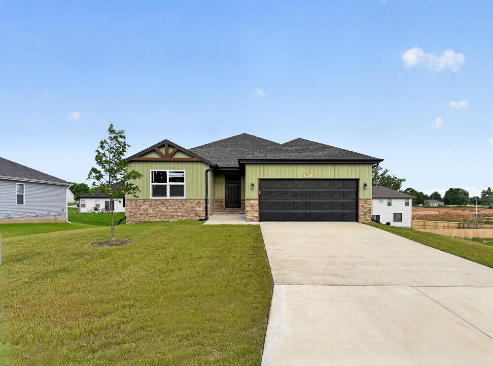 510 Columbine Street, Rogersville MO 65742