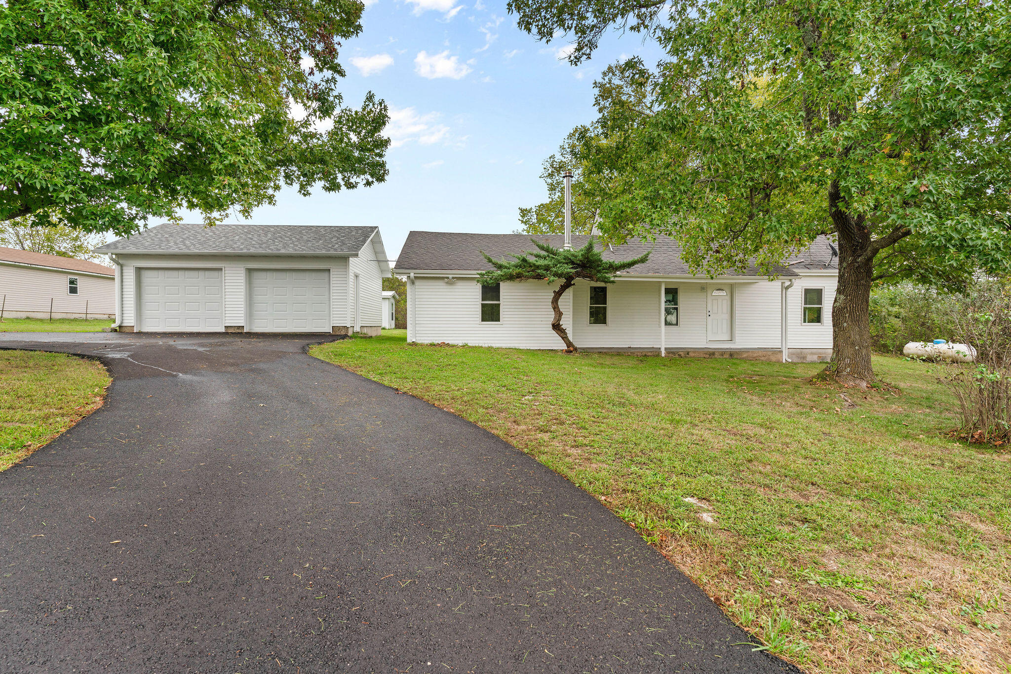 7308 N Farm Road 203, Strafford MO 65757