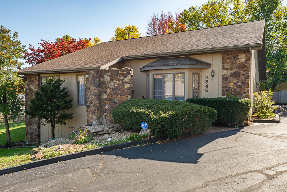 3546 E Cinnamon Place, Springfield MO 65809