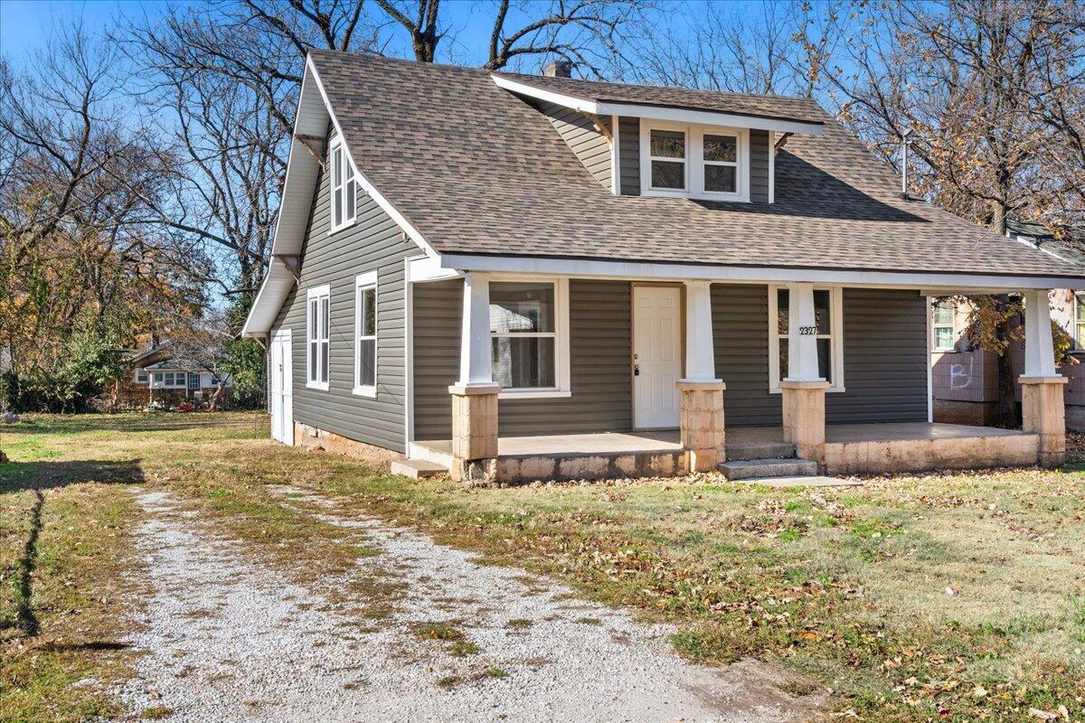 2327 N Lexington Avenue, Springfield MO 65803