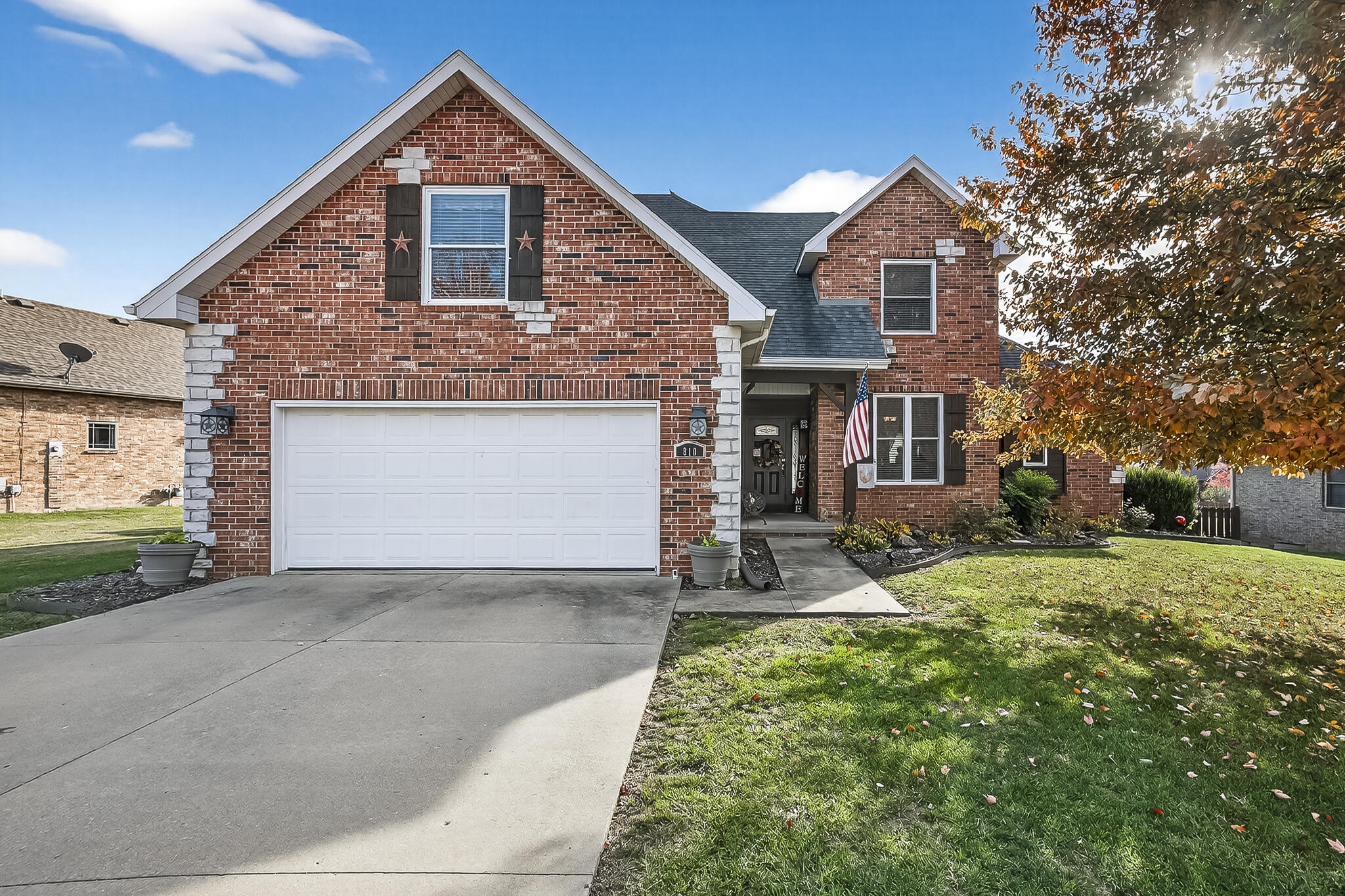810 E Montarosa Drive, Nixa MO 65714