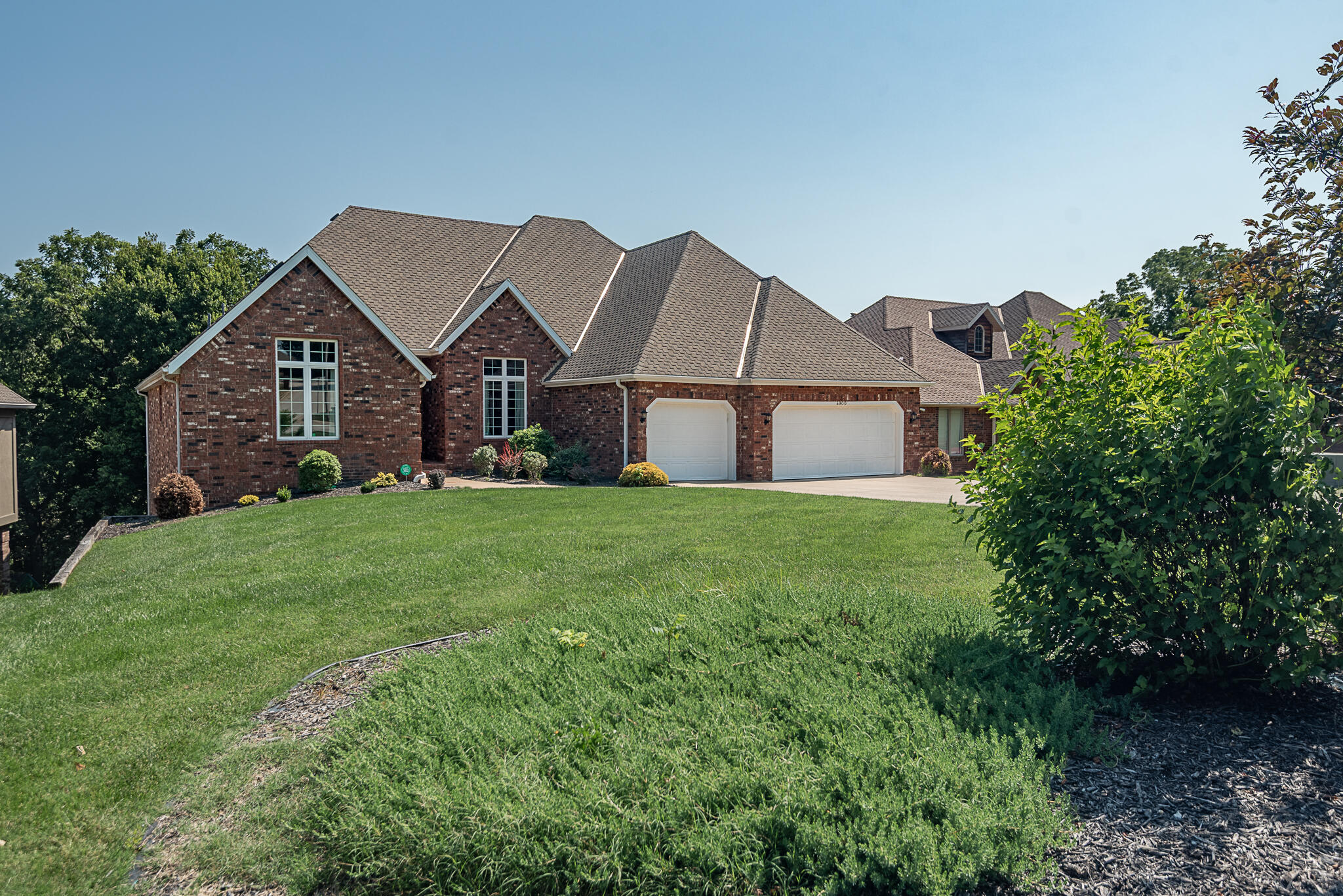4900 S Bellhurst Avenue, Springfield MO 65804