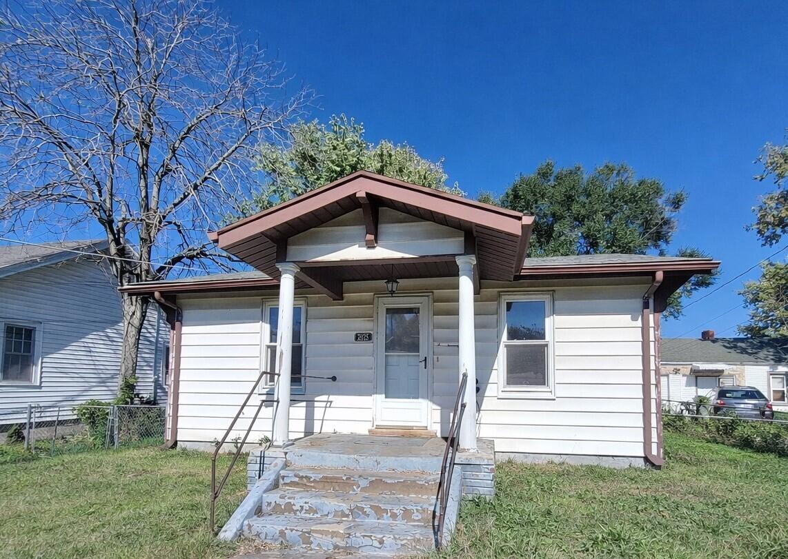 2025 W Walnut Street, Springfield MO 65806