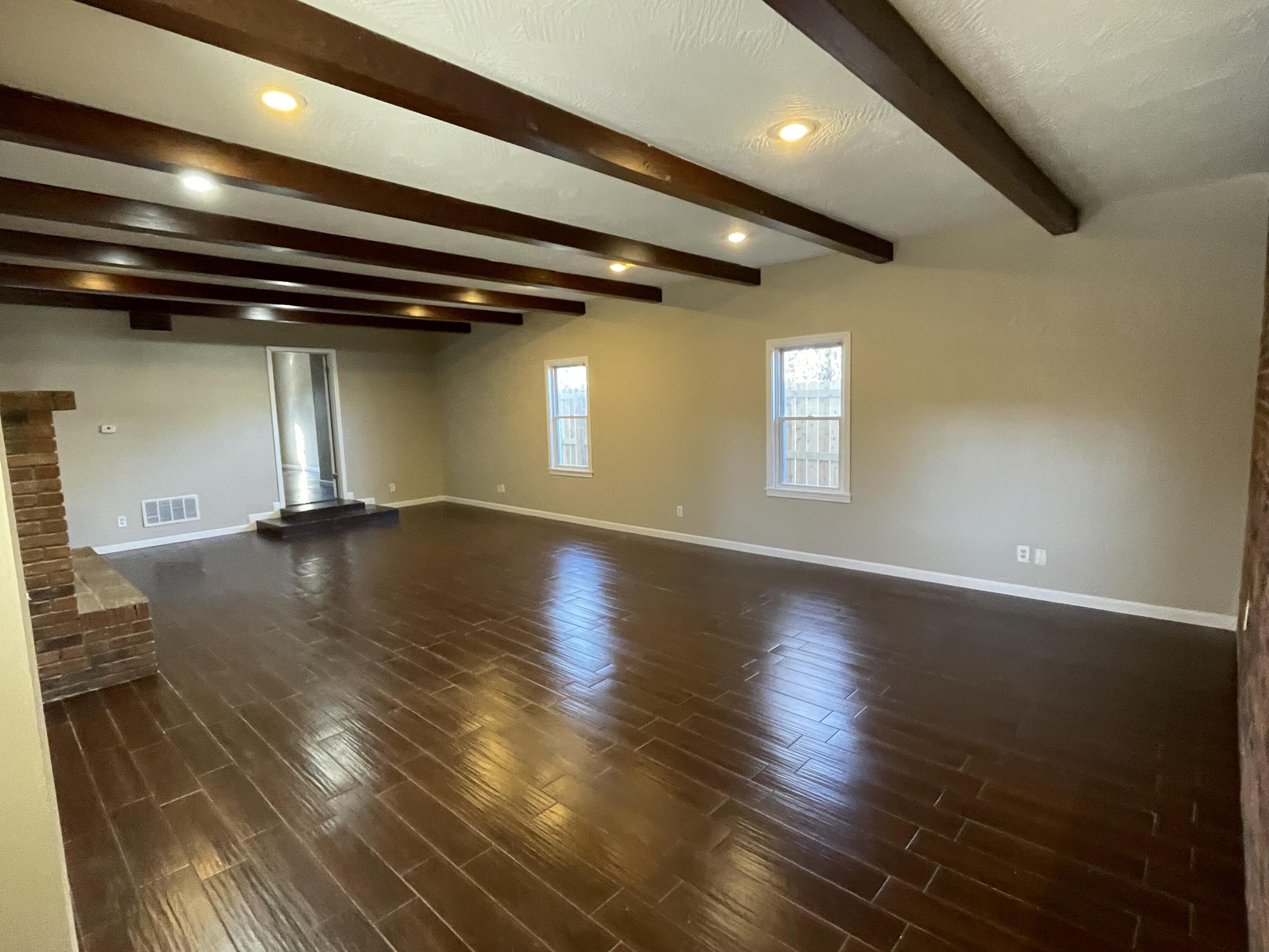 2455 N Boonville Avenue, Springfield MO 65803