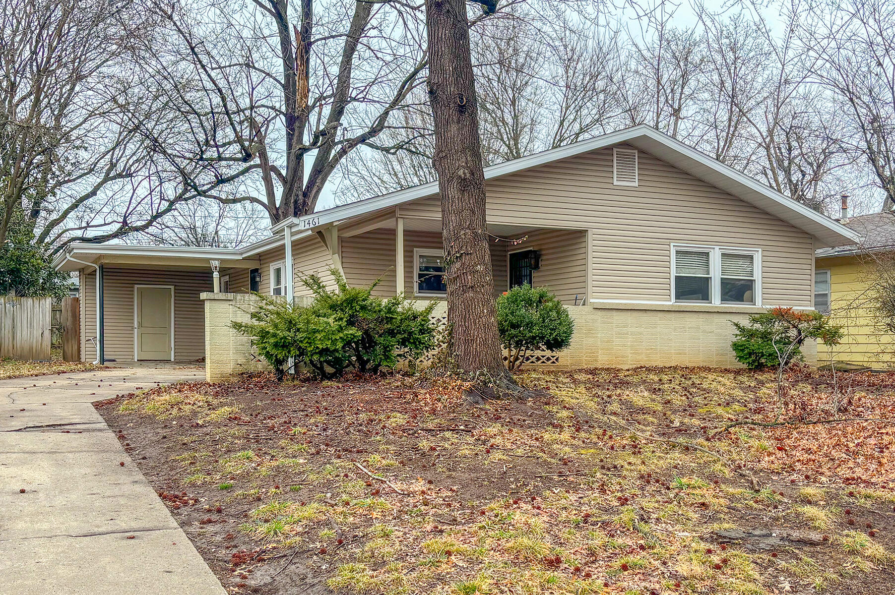 1461 E Berkeley Street, Springfield MO 65804