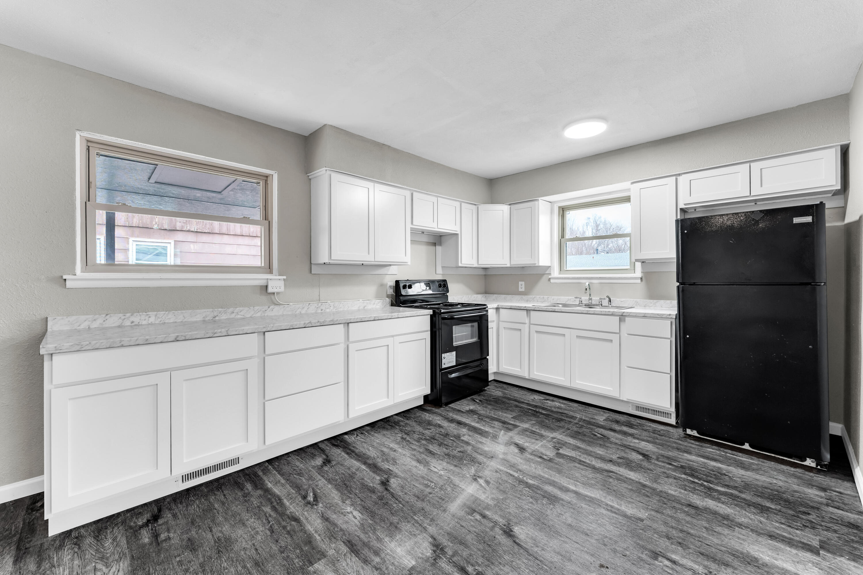 1500 W Hamilton Street, Springfield MO 65802