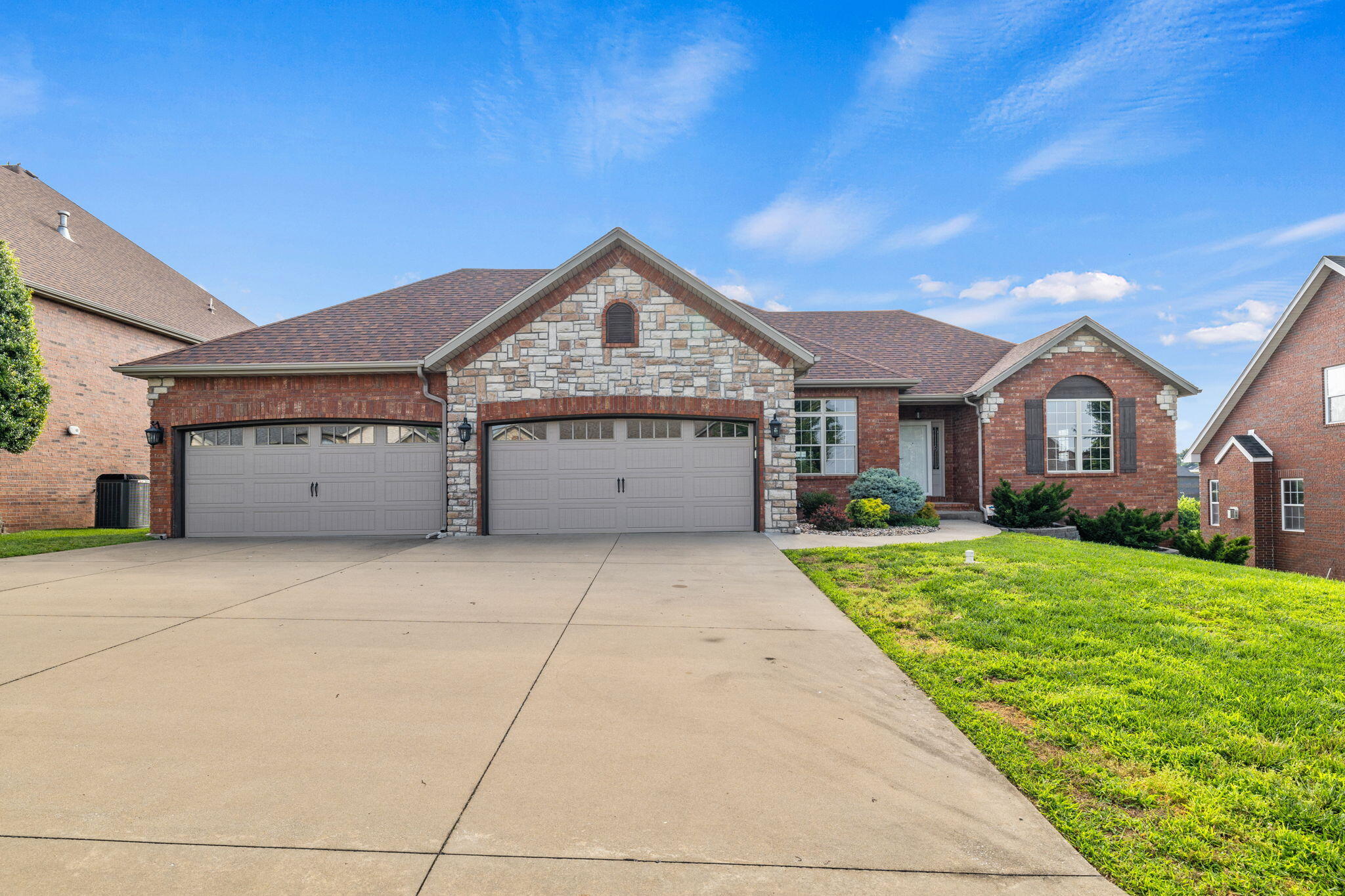 5904 S Nettleton Avenue, Springfield MO 65810