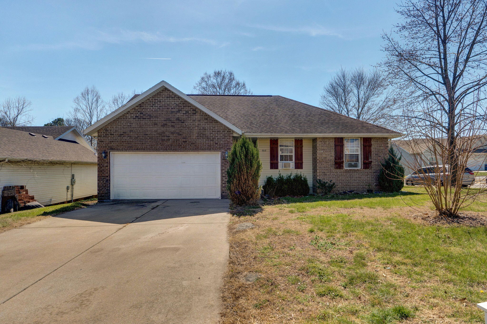 602 Oak Leaf Court, Nixa MO 65714