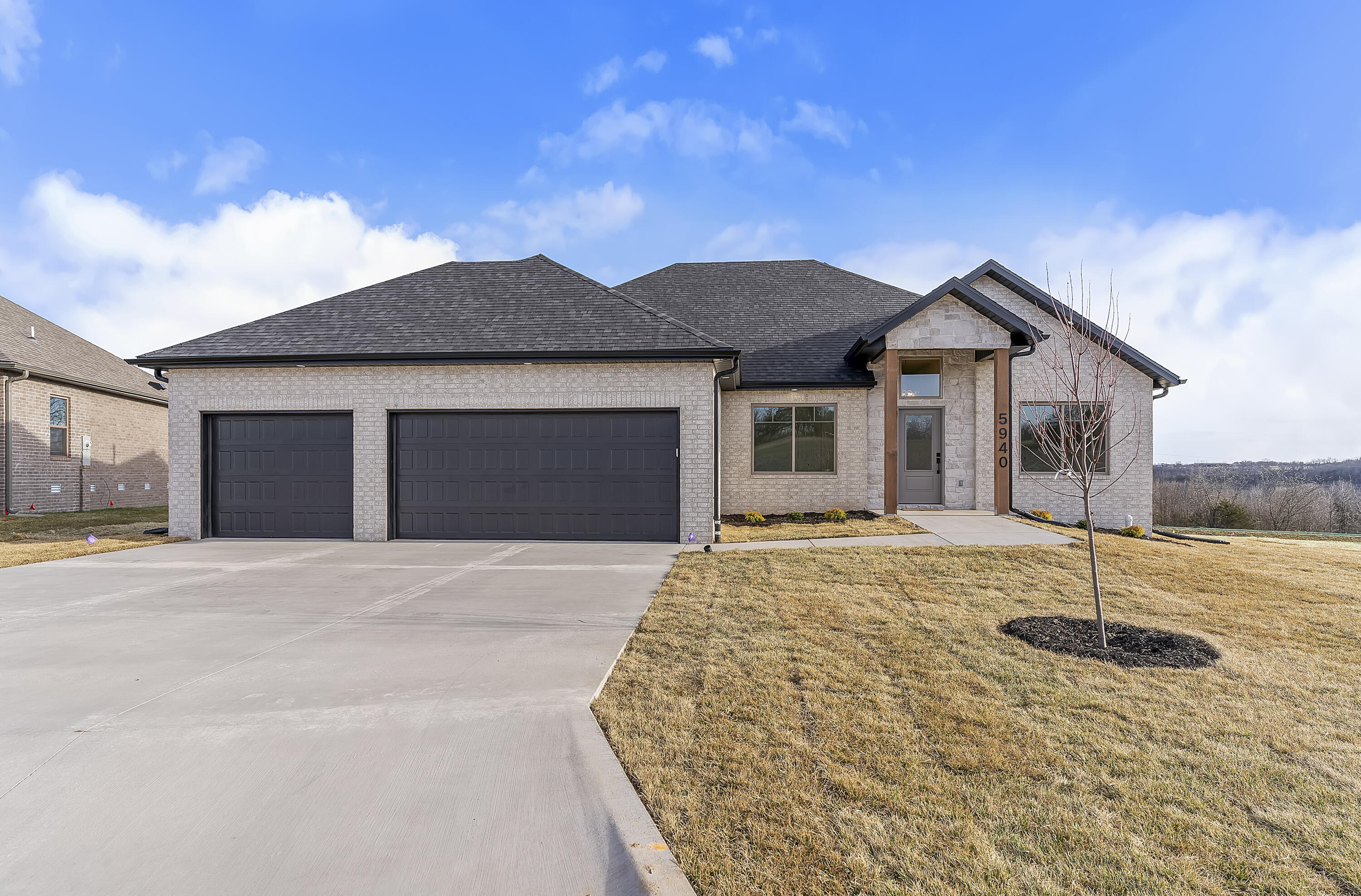 5940 S Hearthstone Court, Springfield MO 65810