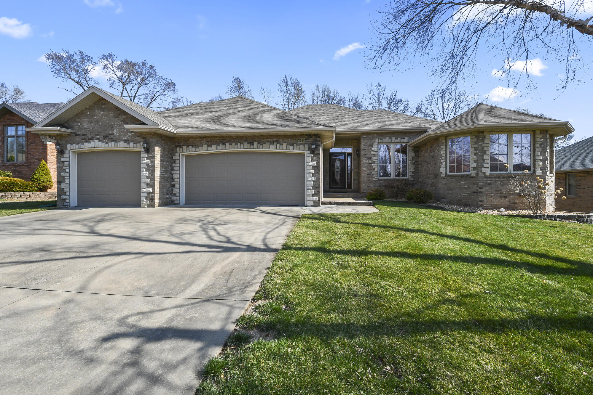 5094 S Burrows Avenue, Springfield MO 65810