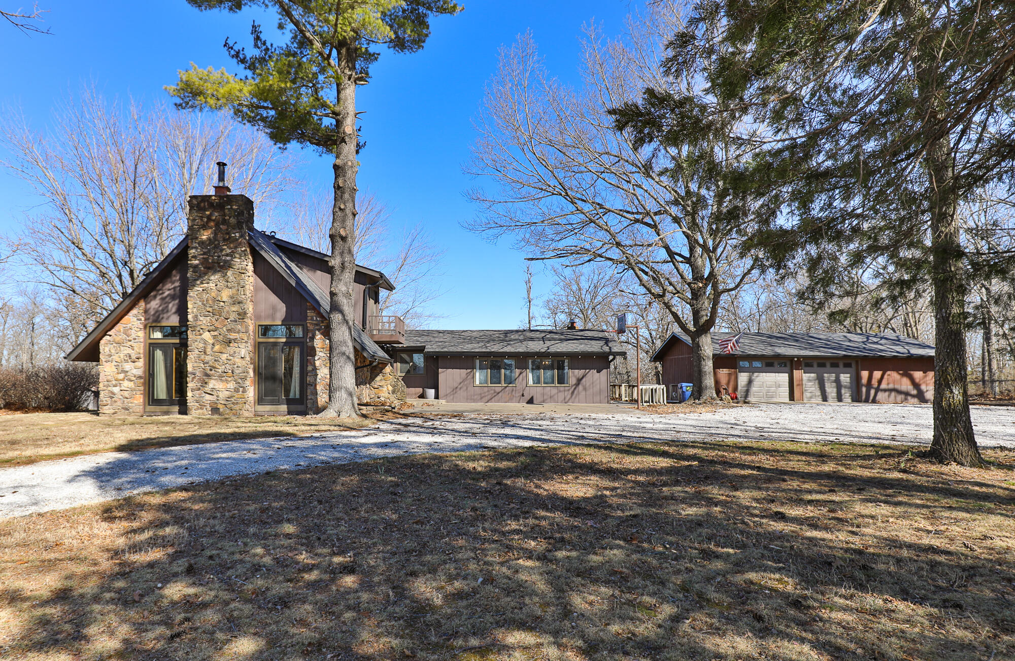 2525 Beacon Hill, Strafford MO 65757