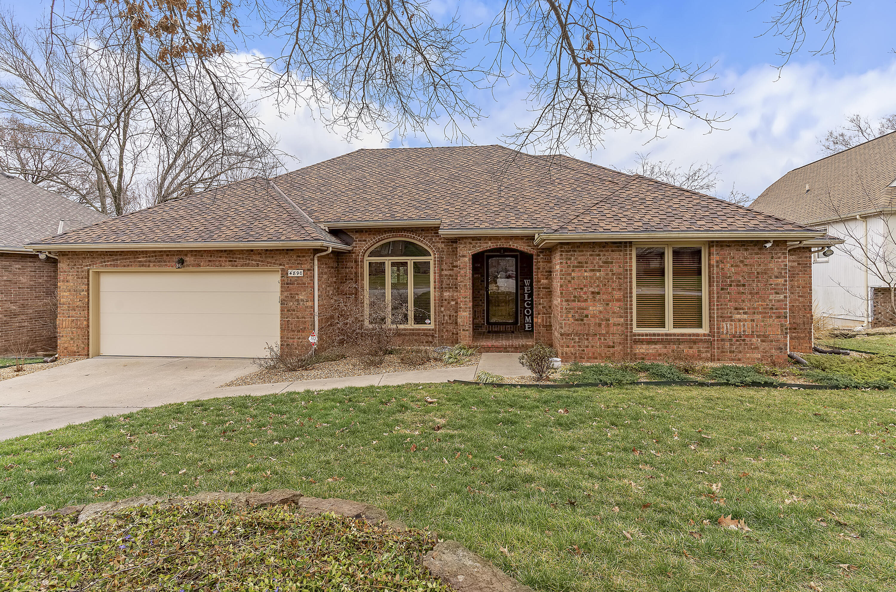 4890 S Wellington Drive, Springfield MO 65810