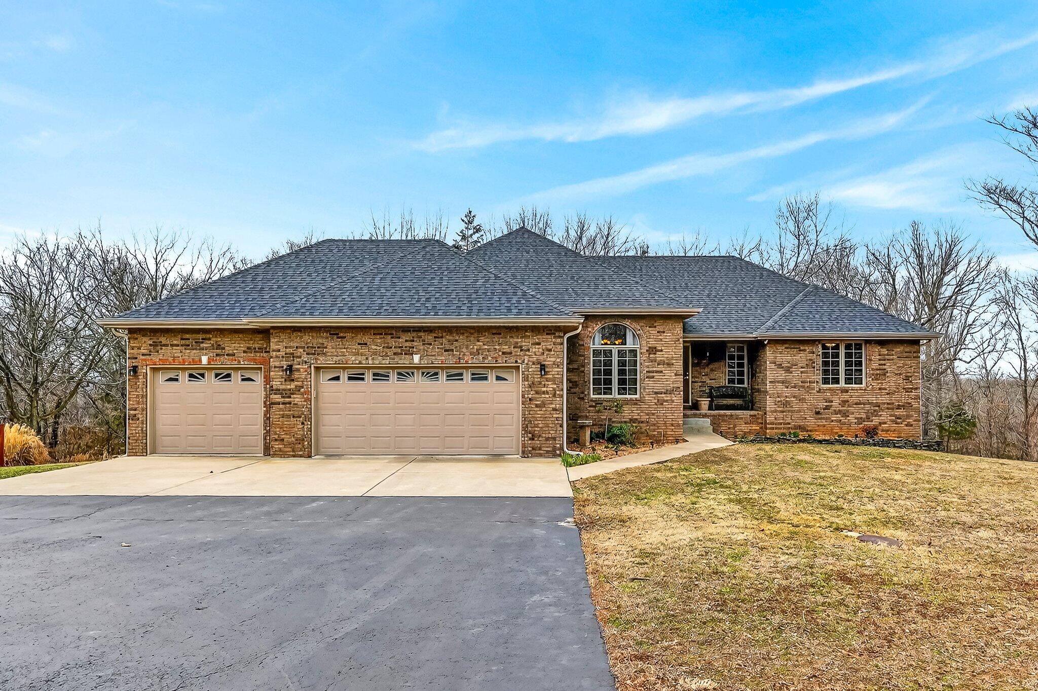 997 S Oak Ridge Road, Nixa MO 65714