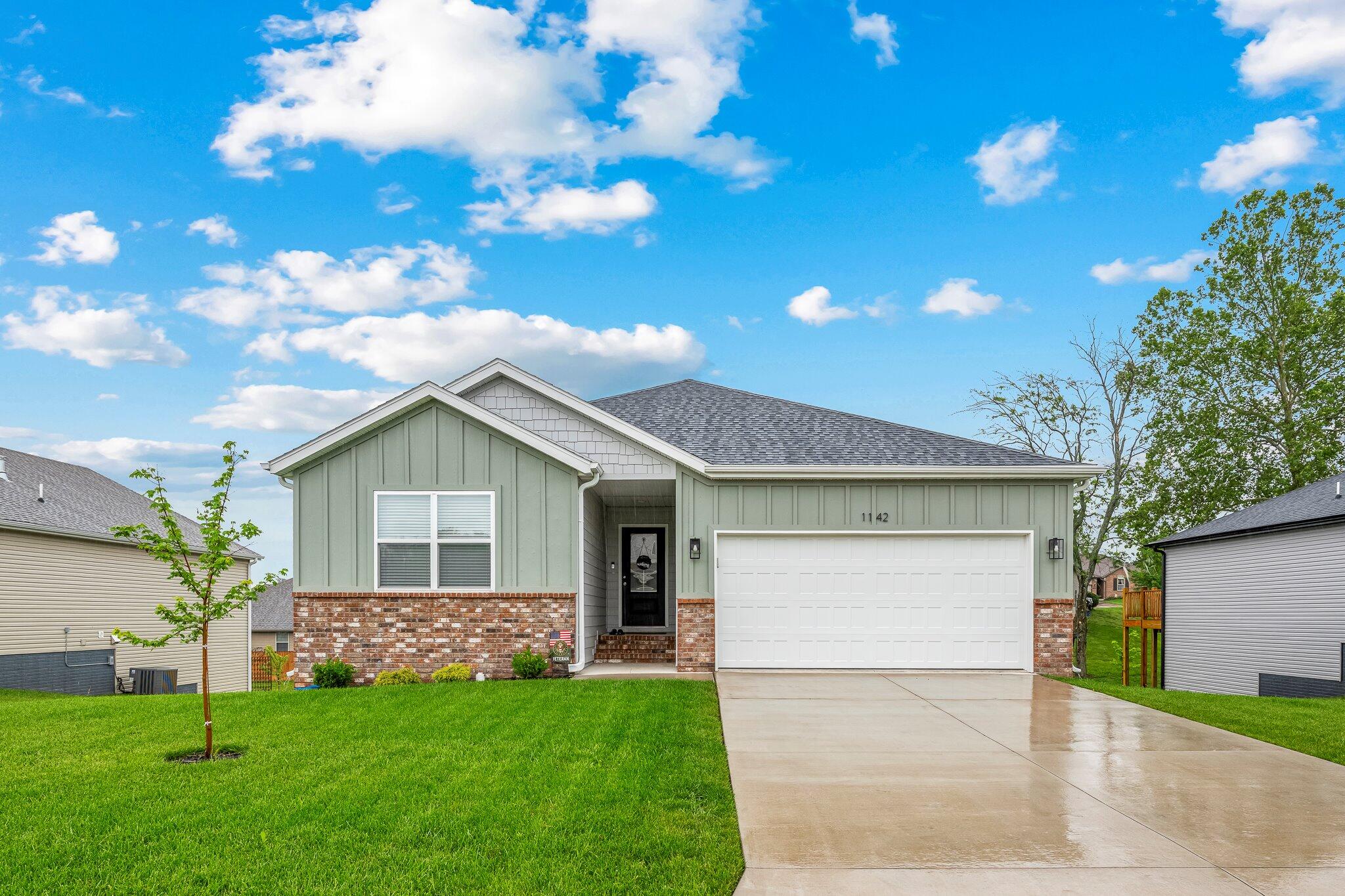 1142 S Broadview Avenue, Springfield MO 65802