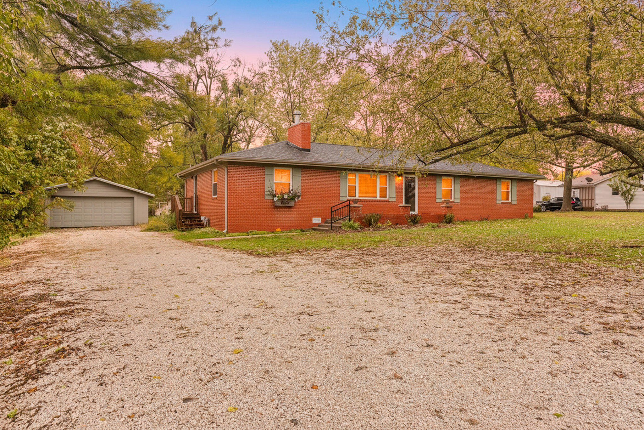 4230 N Farm Road 159, Springfield MO 65803