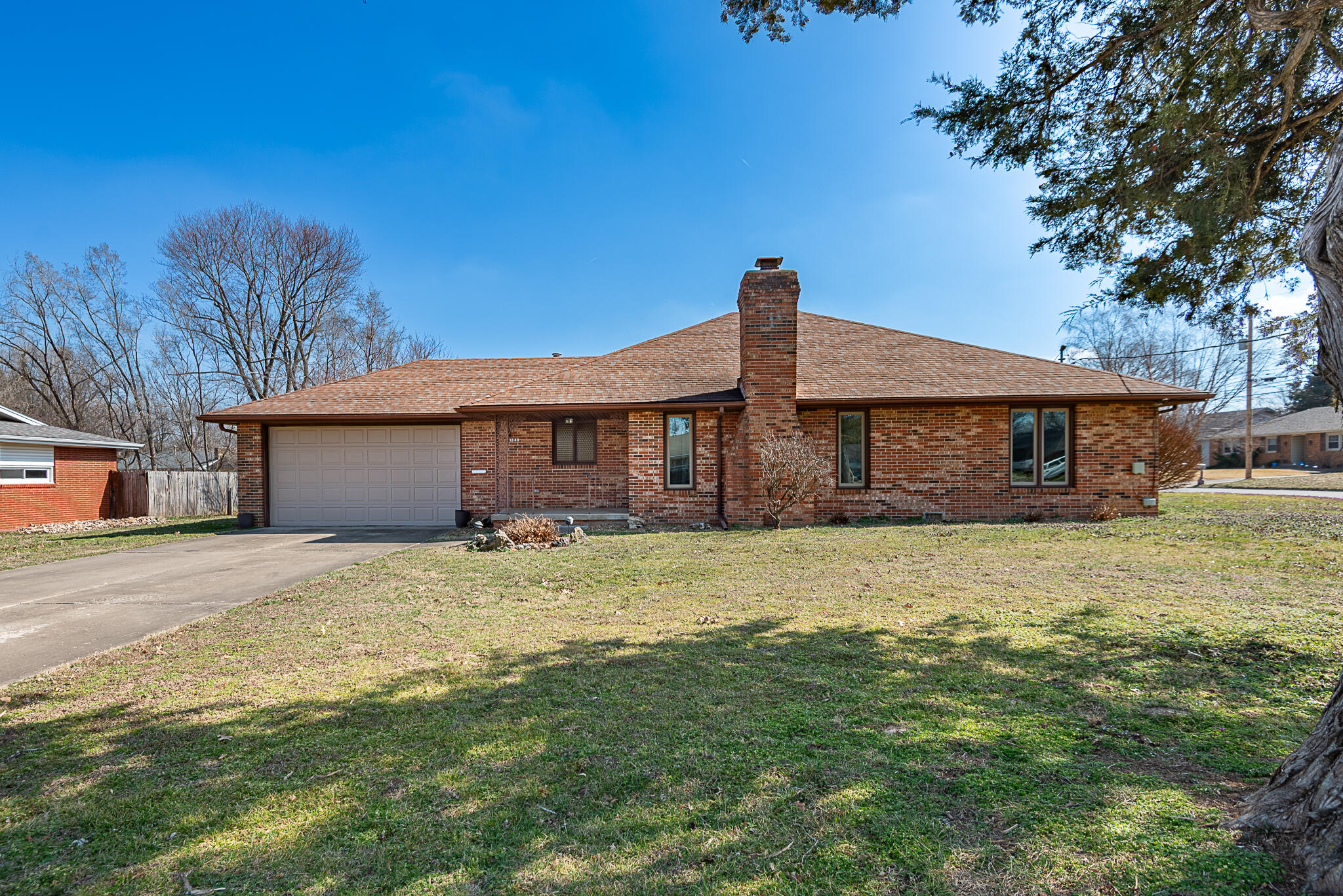 1240 S Arcadia Avenue, Springfield MO 65804