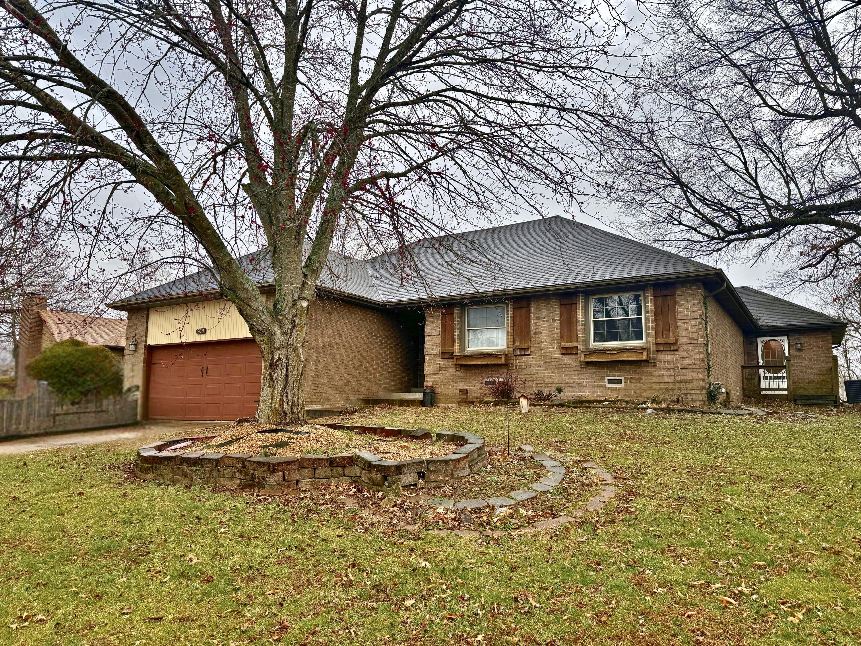 908 Domino Court, Nixa MO 65714